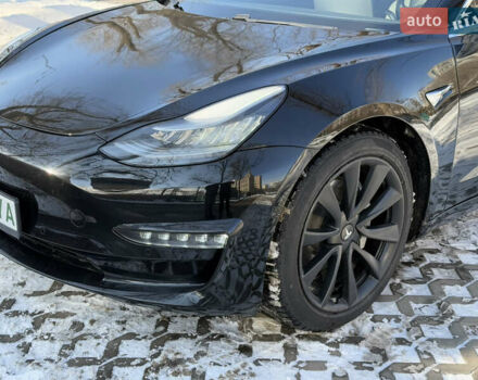 Чорний Тесла Модель 3, об'ємом двигуна 0 л та пробігом 112 тис. км за 18500 $, фото 7 на Automoto.ua