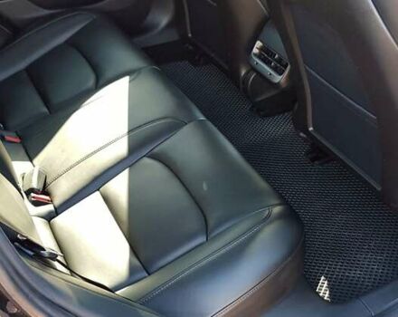 Черный Тесла Модель 3, объемом двигателя 0 л и пробегом 205 тыс. км за 15700 $, фото 12 на Automoto.ua