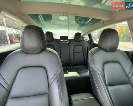 Черный Тесла Модель 3, объемом двигателя 0 л и пробегом 70 тыс. км за 16900 $, фото 8 на Automoto.ua