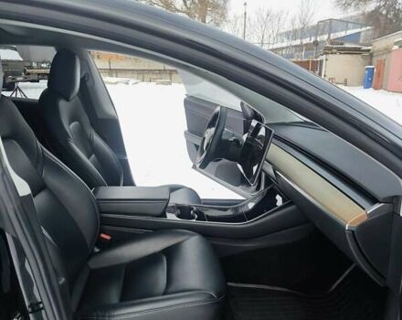 Чорний Тесла Модель 3, об'ємом двигуна 0 л та пробігом 95 тис. км за 17800 $, фото 17 на Automoto.ua