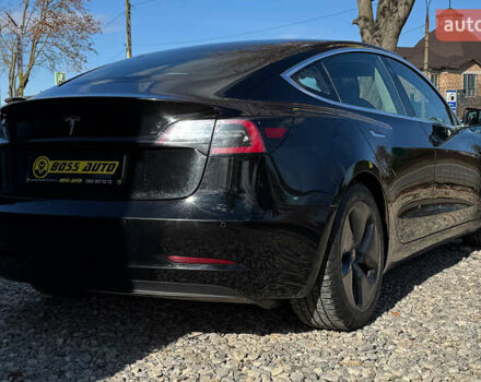 Тесла Модель 3 2018 в Коломые на Automoto.ua Черный Тесла Модель 3, объемом двигателя 0 л и пробегом 121 тыс. км за 15700 $, фото 7 на Automoto.ua