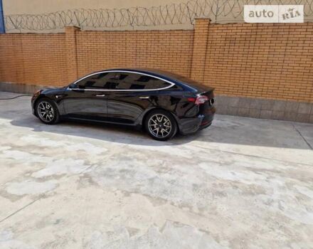Тесла Модель 3 2018 у Дніпро (Дніпропетровську) на Automoto.ua Чорний Тесла Модель 3, об'ємом двигуна 0 л та пробігом 135 тис. км за 20500 $, фото 1 на Automoto.ua