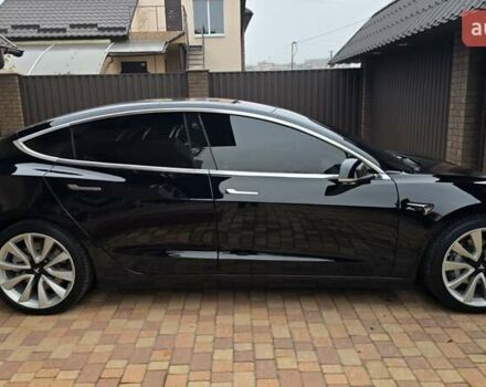 Чорний Тесла Модель 3, об'ємом двигуна 0 л та пробігом 103 тис. км за 19000 $, фото 3 на Automoto.ua