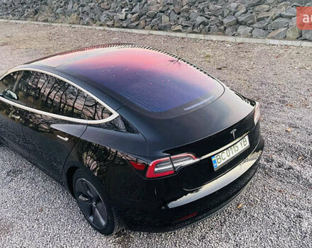 Чорний Тесла Модель 3, об'ємом двигуна 0 л та пробігом 180 тис. км за 16400 $, фото 20 на Automoto.ua