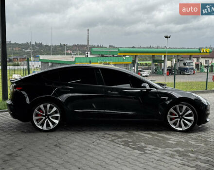 Черный Тесла Модель 3, объемом двигателя 0 л и пробегом 100 тыс. км за 19500 $, фото 12 на Automoto.ua