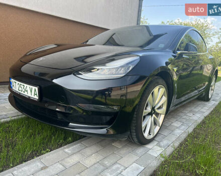Чорний Тесла Модель 3, об'ємом двигуна 0 л та пробігом 103 тис. км за 16500 $, фото 46 на Automoto.ua