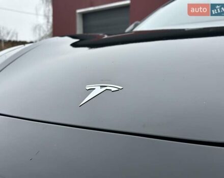 Черный Тесла Модель 3, объемом двигателя 0 л и пробегом 114 тыс. км за 16750 $, фото 20 на Automoto.ua