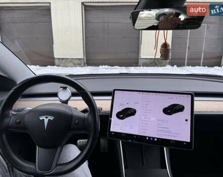 Чорний Тесла Модель 3, об'ємом двигуна 0 л та пробігом 115 тис. км за 19500 $, фото 21 на Automoto.ua