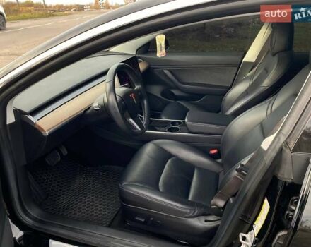 Черный Тесла Модель 3, объемом двигателя 0 л и пробегом 160 тыс. км за 16500 $, фото 51 на Automoto.ua