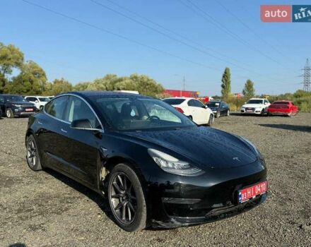 Чорний Тесла Модель 3, об'ємом двигуна 0 л та пробігом 209 тис. км за 12900 $, фото 1 на Automoto.ua