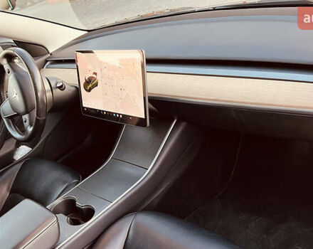 Черный Тесла Модель 3, объемом двигателя 0 л и пробегом 132 тыс. км за 16500 $, фото 25 на Automoto.ua