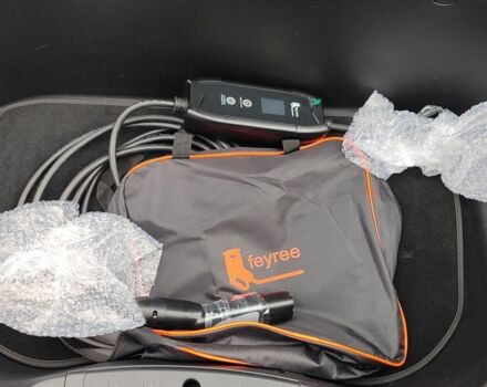 Чорний Тесла Модель 3, об'ємом двигуна 0 л та пробігом 160 тис. км за 16500 $, фото 22 на Automoto.ua