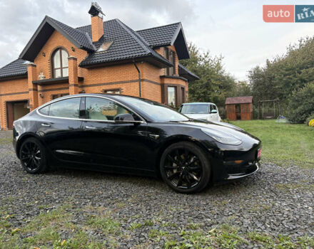 Чорний Тесла Модель 3, об'ємом двигуна 0 л та пробігом 152 тис. км за 13500 $, фото 3 на Automoto.ua