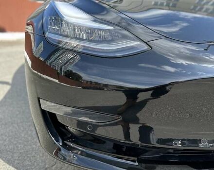 Чорний Тесла Модель 3, об'ємом двигуна 0 л та пробігом 65 тис. км за 18500 $, фото 24 на Automoto.ua