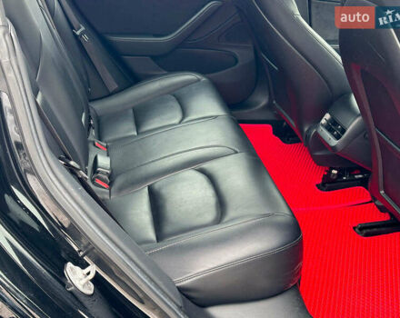 Чорний Тесла Модель 3, об'ємом двигуна 0 л та пробігом 137 тис. км за 18990 $, фото 23 на Automoto.ua