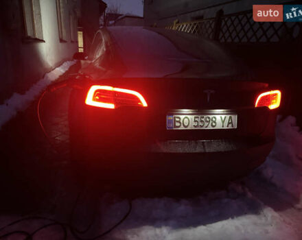 Чорний Тесла Модель 3, об'ємом двигуна 0 л та пробігом 167 тис. км за 14500 $, фото 1 на Automoto.ua