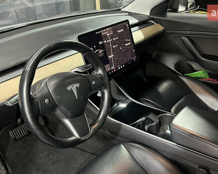 Черный Тесла Модель 3, объемом двигателя 0 л и пробегом 147 тыс. км за 17500 $, фото 6 на Automoto.ua