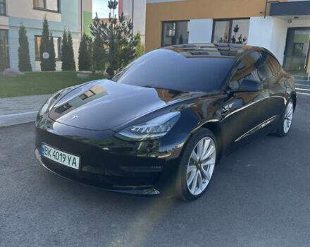Черный Тесла Модель 3, объемом двигателя 0 л и пробегом 116 тыс. км за 18000 $, фото 1 на Automoto.ua
