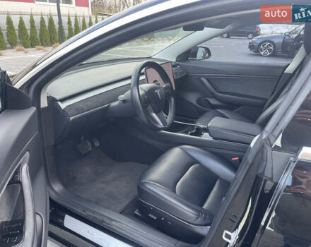 Чорний Тесла Модель 3, об'ємом двигуна 0 л та пробігом 156 тис. км за 15699 $, фото 11 на Automoto.ua