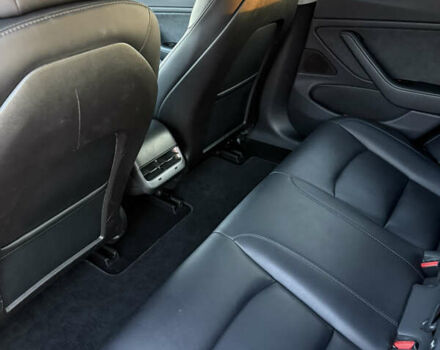 Черный Тесла Модель 3, объемом двигателя 0 л и пробегом 77 тыс. км за 17000 $, фото 14 на Automoto.ua