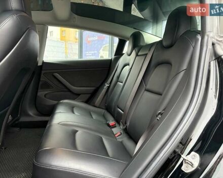 Черный Тесла Модель 3, объемом двигателя 0 л и пробегом 83 тыс. км за 20000 $, фото 10 на Automoto.ua