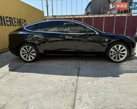 Тесла Модель 3 2018 у Умани на Automoto.ua Чорний Тесла Модель 3, об'ємом двигуна 0 л та пробігом 201 тис. км за 19000 $, фото 106 на Automoto.ua