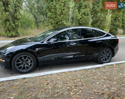 Черный Тесла Модель 3, объемом двигателя 0 л и пробегом 175 тыс. км за 16900 $, фото 2 на Automoto.ua