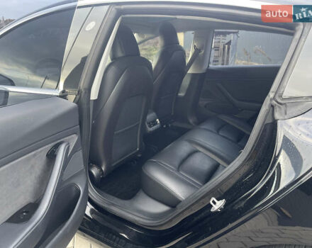 Чорний Тесла Модель 3, об'ємом двигуна 0 л та пробігом 156 тис. км за 16800 $, фото 19 на Automoto.ua