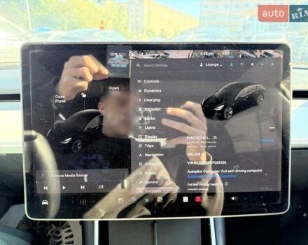 Черный Тесла Модель 3, объемом двигателя 0 л и пробегом 255 тыс. км за 12500 $, фото 10 на Automoto.ua