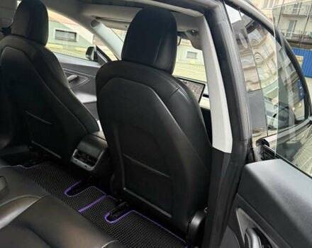 Чорний Тесла Модель 3, об'ємом двигуна 0 л та пробігом 160 тис. км за 16000 $, фото 8 на Automoto.ua