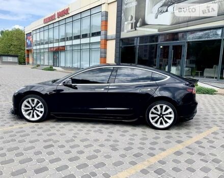 Черный Тесла Модель 3, объемом двигателя 0 л и пробегом 78 тыс. км за 23000 $, фото 3 на Automoto.ua