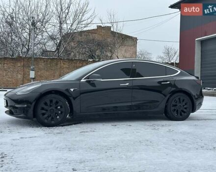 Черный Тесла Модель 3, объемом двигателя 0 л и пробегом 114 тыс. км за 16750 $, фото 5 на Automoto.ua