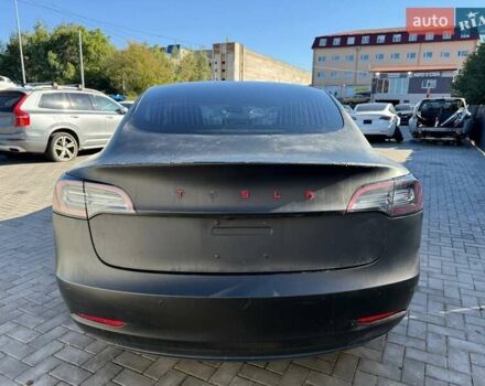 Черный Тесла Модель 3, объемом двигателя 0 л и пробегом 255 тыс. км за 12500 $, фото 5 на Automoto.ua