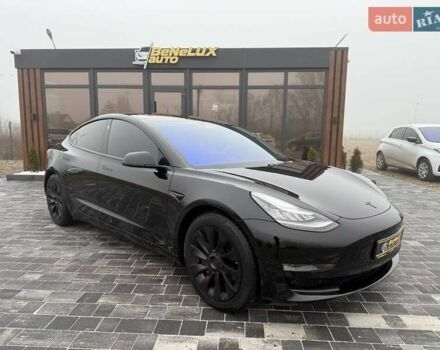 Черный Тесла Модель 3, объемом двигателя 0 л и пробегом 73 тыс. км за 17999 $, фото 2 на Automoto.ua