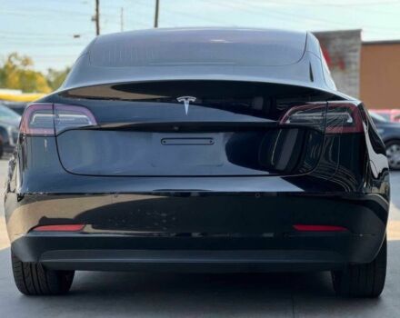 Чорний Тесла Модель 3, об'ємом двигуна 0 л та пробігом 49 тис. км за 5100 $, фото 6 на Automoto.ua