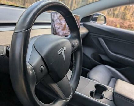 Чорний Тесла Модель 3, об'ємом двигуна 0 л та пробігом 129 тис. км за 16800 $, фото 5 на Automoto.ua