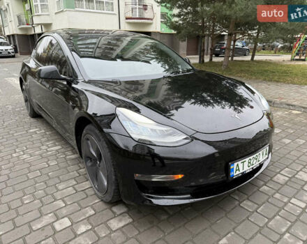 Чорний Тесла Модель 3, об'ємом двигуна 0 л та пробігом 129 тис. км за 15200 $, фото 6 на Automoto.ua