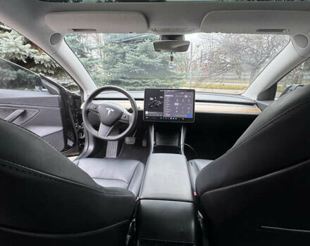 Черный Тесла Модель 3, объемом двигателя 0 л и пробегом 123 тыс. км за 15500 $, фото 13 на Automoto.ua