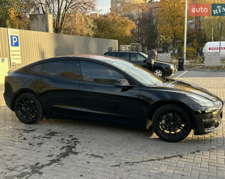 Черный Тесла Модель 3, объемом двигателя 0 л и пробегом 77 тыс. км за 15800 $, фото 3 на Automoto.ua