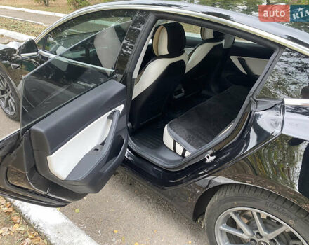 Черный Тесла Модель 3, объемом двигателя 0 л и пробегом 175 тыс. км за 16900 $, фото 12 на Automoto.ua