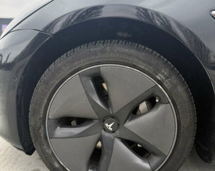 Черный Тесла Модель 3, объемом двигателя 0 л и пробегом 130 тыс. км за 15100 $, фото 41 на Automoto.ua