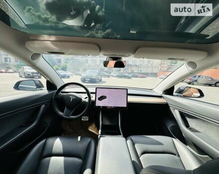 Чорний Тесла Модель 3, об'ємом двигуна 0 л та пробігом 65 тис. км за 18500 $, фото 32 на Automoto.ua
