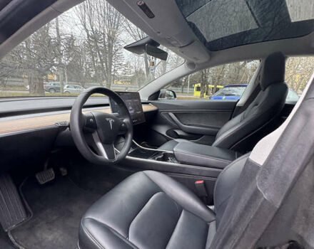 Черный Тесла Модель 3, объемом двигателя 0 л и пробегом 123 тыс. км за 15500 $, фото 8 на Automoto.ua