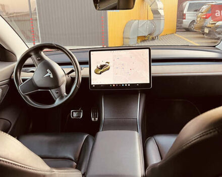 Черный Тесла Модель 3, объемом двигателя 0 л и пробегом 132 тыс. км за 16500 $, фото 27 на Automoto.ua