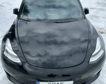 Черный Тесла Модель 3, объемом двигателя 0 л и пробегом 64 тыс. км за 17000 $, фото 4 на Automoto.ua