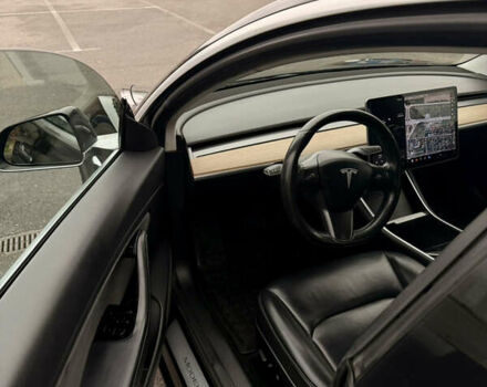 Черный Тесла Модель 3, объемом двигателя 0 л и пробегом 158 тыс. км за 18300 $, фото 6 на Automoto.ua