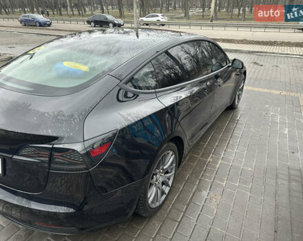 Чорний Тесла Модель 3, об'ємом двигуна 0 л та пробігом 175 тис. км за 17000 $, фото 3 на Automoto.ua