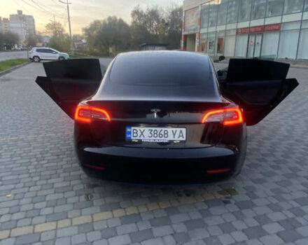 Тесла Модель 3 2018 в Хмельницком на Automoto.ua Черный Тесла Модель 3, объемом двигателя 0 л и пробегом 177 тыс. км за 16600 $, фото 11 на Automoto.ua