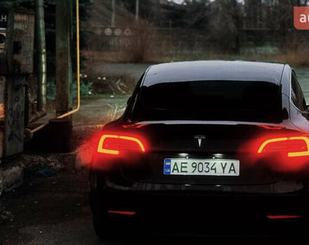 Черный Тесла Модель 3, объемом двигателя 0 л и пробегом 98 тыс. км за 16900 $, фото 2 на Automoto.ua