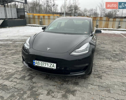 Черный Тесла Модель 3, объемом двигателя 0 л и пробегом 60 тыс. км за 21500 $, фото 3 на Automoto.ua